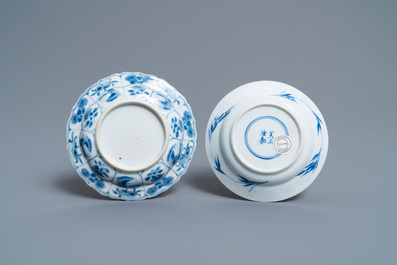 Three Chinese blue and white cups and two saucers, Kangxi