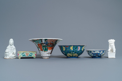 Une collection vari&eacute;e en porcelaine de Chine, 18/20&egrave;me
