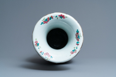 A Chinese famille rose vase, 19th C.