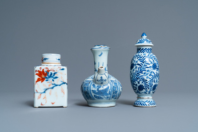 Two Chinese blue and white cups, a covered vase, a kendi and an Imari-style tea caddy, Wanli and Kangxi