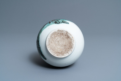 A Chinese famille rose 'yuhuchunping' vase with a mountainous landscape, 19/20th C.