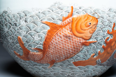 A Chinese famille verte 'tianqiu ping' vase with a dragon and carps, Qianlong mark, 19th C.