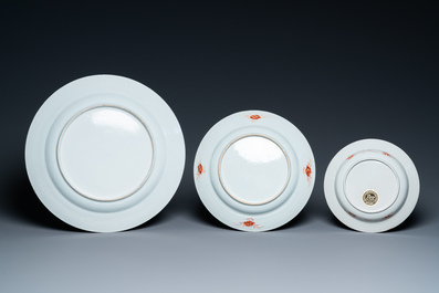 Six Chinese blue and white and famille rose dishes and a famille verte bowl, Kangxi/Qianlong