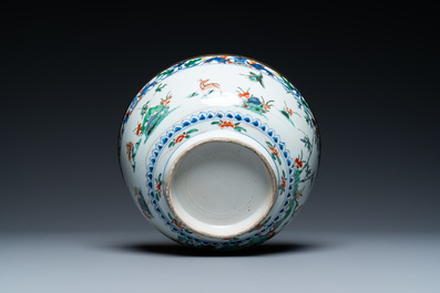 Six Chinese blue and white and famille rose dishes and a famille verte bowl, Kangxi/Qianlong