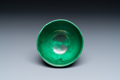 A Chinese aubergine- and green-glazed 'cranes' wine cup, 19/20th C.