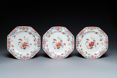 Six Chinese octagonal famille rose plates, Qianlong
