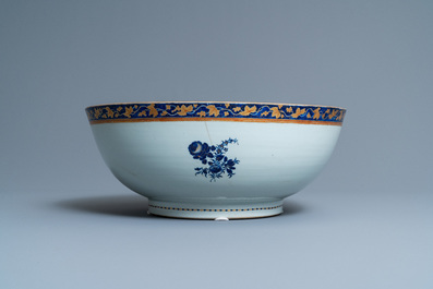 A large Chinese monogrammed export porcelain punchbowl and dish, Qianlong