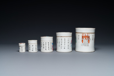 Five Chinese famille rose 'Wu Shuang Pu' stacking boxes and covers, 19th C.