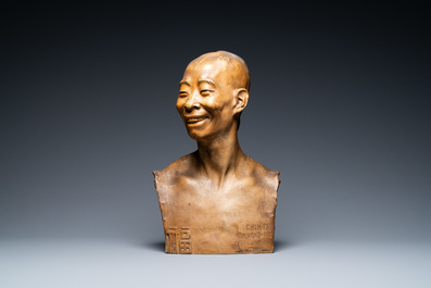 Jean Mich (Frankrijk, 1871-1919): Buste van Chih-Fan in gepatineerde terracotta
