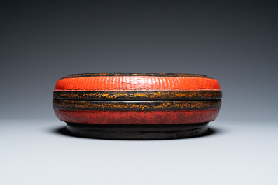A large Chinese lacquered box and cover for the Vietnamese market, 18/19th C.