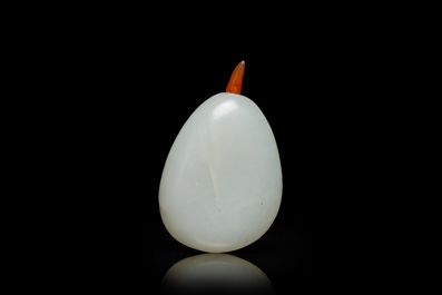 Une tabati&egrave;re en jade blanche, Chine, Qing