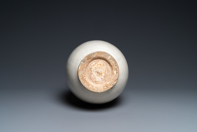 A Chinese cream-glazed Cizhou-type vase, Liao or later