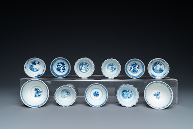 Drie&euml;ntwintig Chinese blauw-witte schotels en zeventien koppen, Kangxi