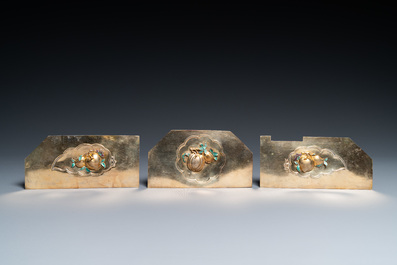 Rare coffret imp&eacute;rial en filigrane d'argent dor&eacute; et &eacute;maill&eacute; incrust&eacute; de pierres pr&eacute;cieuses, Chine, Qianlong