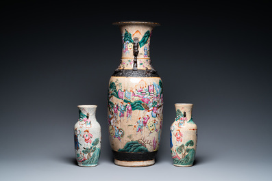 Three Chinese Nanking famille rose crackle-glazed vases, 19th C.