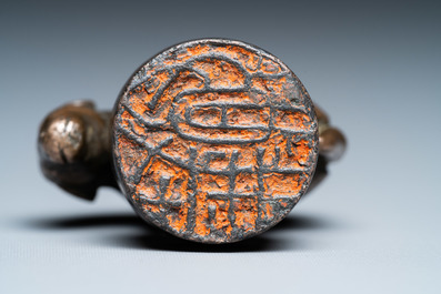 Un sceau en bronze figurant un boeuf, Ming