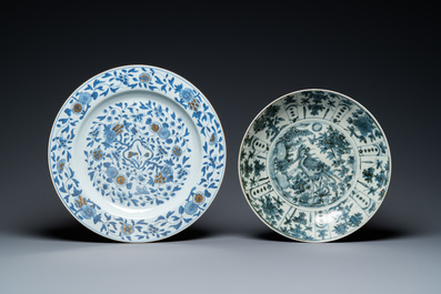 Three Chinese blue and white dishes and one famille verte dish, Ming, Kangxi and Qianlong