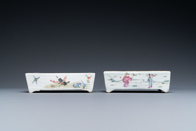 Een diverse collectie Chinees blauw-wit en famille rose porselein, 19/20e eeuw