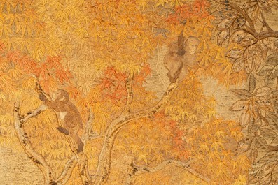 Drie grote Japanse geborduurde zijden panelen, Meiji, 19e eeuw