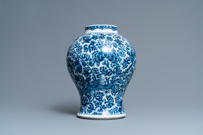 A Chinese blue and white 'phoenixes' vase, Kangxi