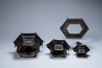 Un br&ucirc;le-parfum de taille monumentale en bronze en forme d'&eacute;l&eacute;phant, 'koro', Japon, Edo/Meiji, 19&egrave;me