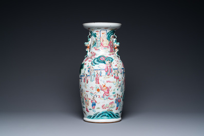 A Chinese famille rose 'immortals' vase, 19th C.