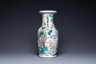 A Chinese famille rose 'immortals' vase, 19th C.