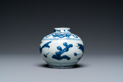 A Chinese blue and white 'carps' vase, Wanli