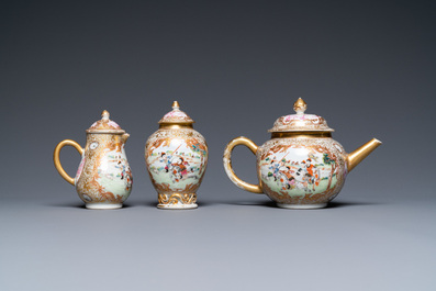 A Chinese famille rose 18-piece 'rabbit hunt' tea service, Qianlong