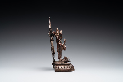 A Sino-Tibetan bronze figure of Mahakala, 17/18th C.