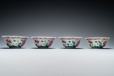 Vier Chinese famille rose kommen voor de Straits of Peranakan markt, 19e eeuw