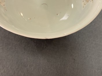 Twee Chinese blauw-witte opengewerkte kommen, Transitie periode en Kangxi