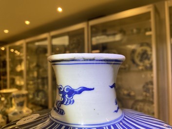 A Chinese blue and white 'meiping' vase with a dragon, Wanli mark, 19th C.