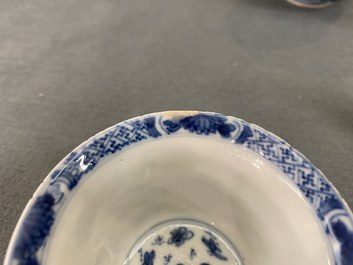 Twee Chinese blauw-witte opengewerkte kommen, Transitie periode en Kangxi