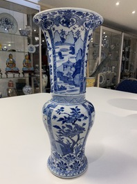 Een Chinese blauw-witte 'yenyen' vaas met landschappen en florale panelen, Kangxi