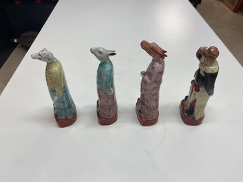 Een complete set met de twaalf dieren uit de Chinese zodiak in famille rose porselein, Hongxian zegelmerk, Republiek