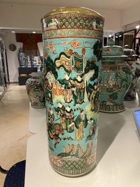 A Chinese cylindrical famille verte turquoise-ground vase, 19th C.