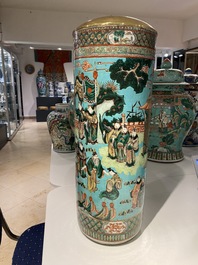 A Chinese cylindrical famille verte turquoise-ground vase, 19th C.