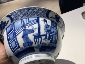 Een Chinese blauw-witte 'klapmuts' kom, Kangxi merk en periode