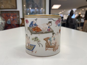 A Chinese famille rose 'erotical subject' brush pot, 1st half 19th C.
