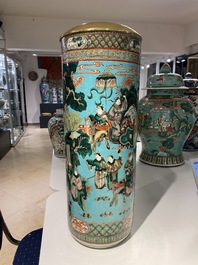A Chinese cylindrical famille verte turquoise-ground vase, 19th C.