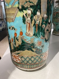 A Chinese cylindrical famille verte turquoise-ground vase, 19th C.
