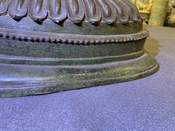 A large Burmese bronze figure of Buddha, 17/18th C.