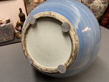 A large Chinese monochrome 'tianqiu ping' claire de lune vase, 19th C.