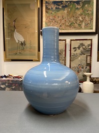 A large Chinese monochrome 'tianqiu ping' claire de lune vase, 19th C.