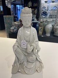 A Chinese Dehua blanc de Chine figure of Guanyin, Boji Yuren mark, 18/19th C.