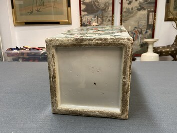 A Chinese square qianjiang cai 'antiquities' vase, 19th C.