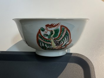 A Chinese famille verte 'phoenixes' bowl, Chenghua merk, Kangxi