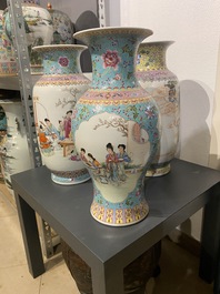Drie Chinese famille rose vazen, Qianlong merken, Republiek