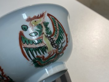 A Chinese famille verte 'phoenixes' bowl, Chenghua merk, Kangxi